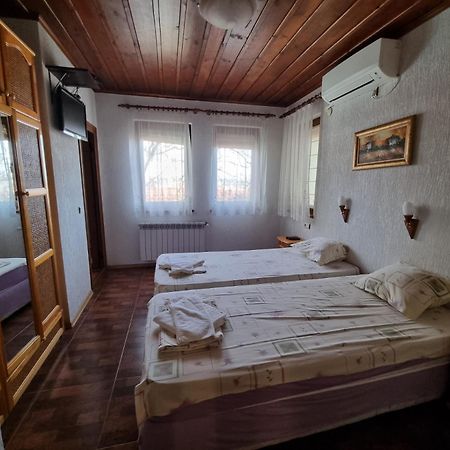 Къща За Гости Билдникс Malko Tŭrnovo Kültér fotó