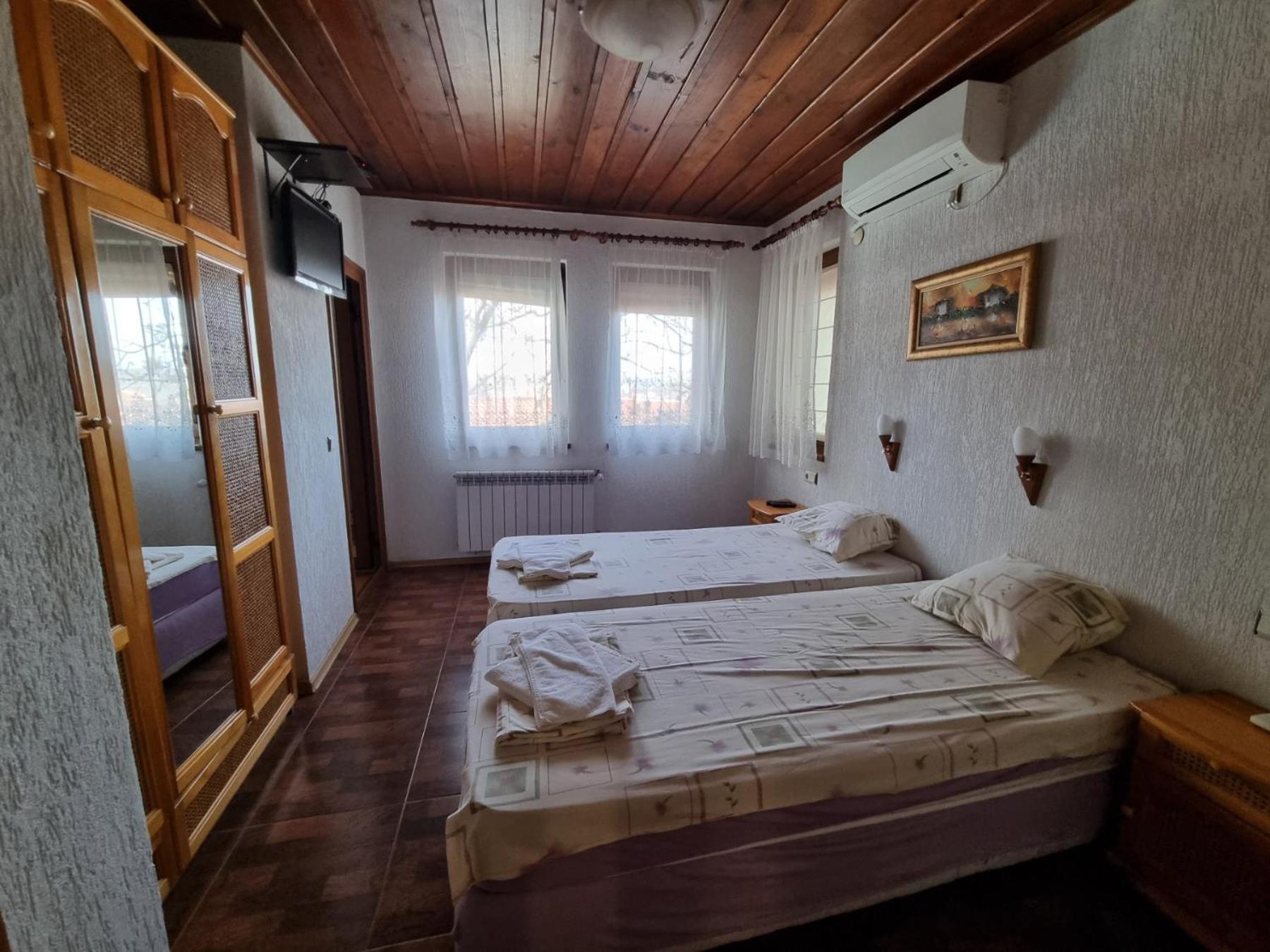 Къща За Гости Билдникс Malko Tŭrnovo Kültér fotó